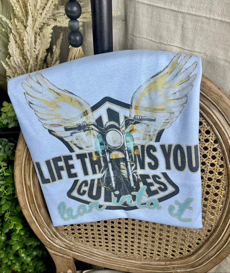 Life throws you Curves (Gildan Tee)